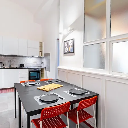 Lägenhet Red Loft Torino,un Mix Di Storia E Tendenza