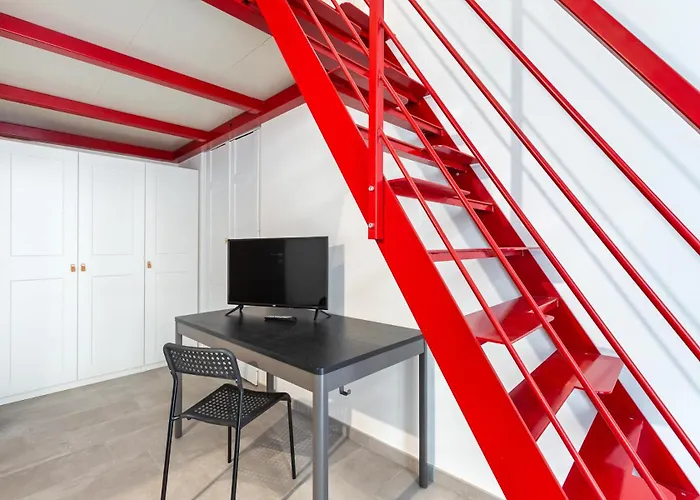 Red Loft Torino,un Mix Di Storia E Tendenza *