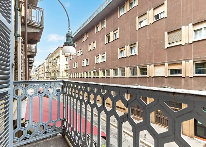 Lägenhet Red Loft Torino,un Mix Di Storia E Tendenza *