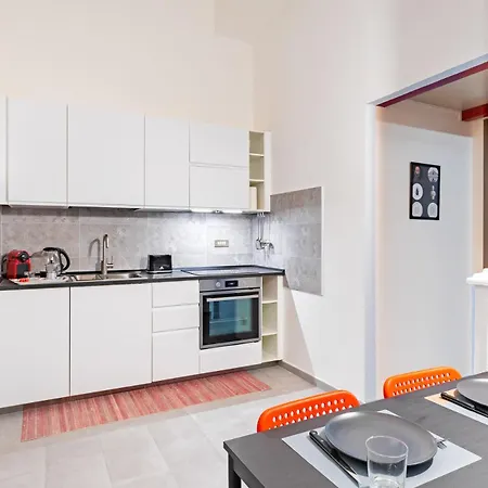 Apartament Red Loft Torino,un Mix Di Storia E Tendenza *